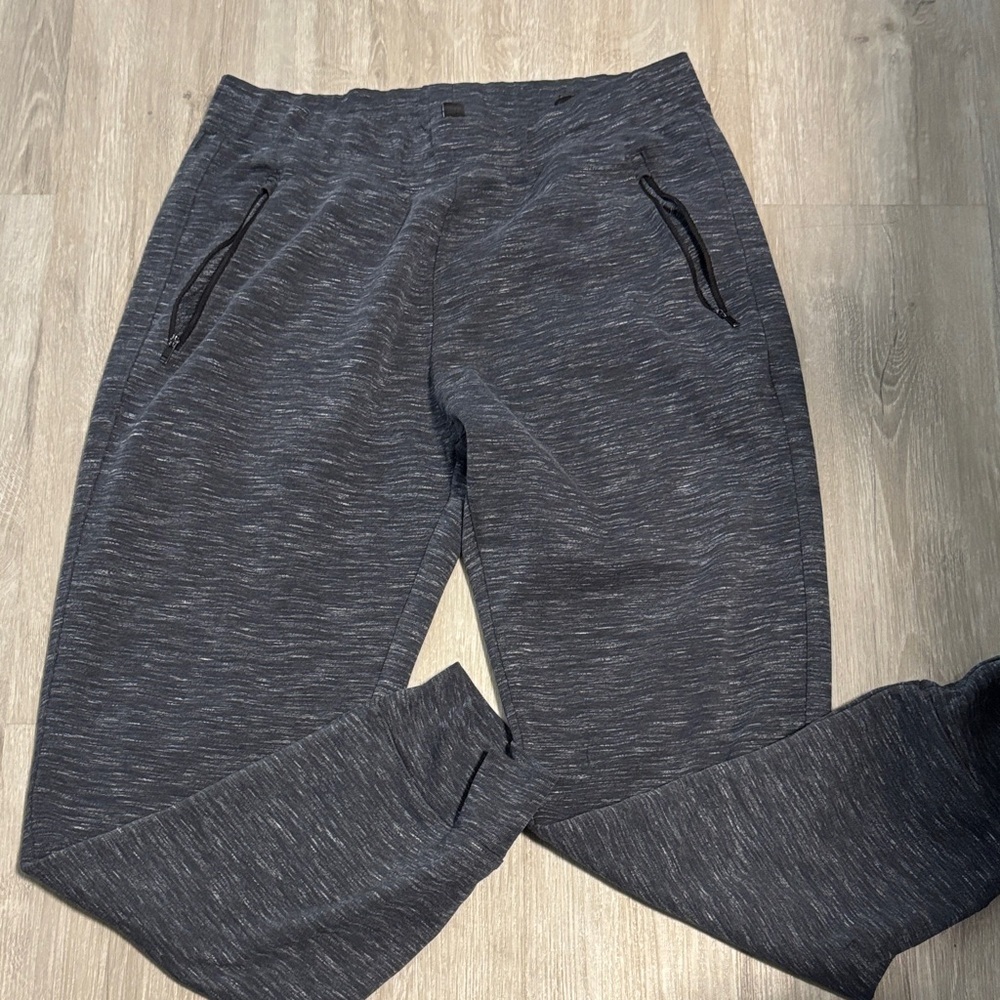 Uniqlo‎ Men's Charcoal Jogger Pants